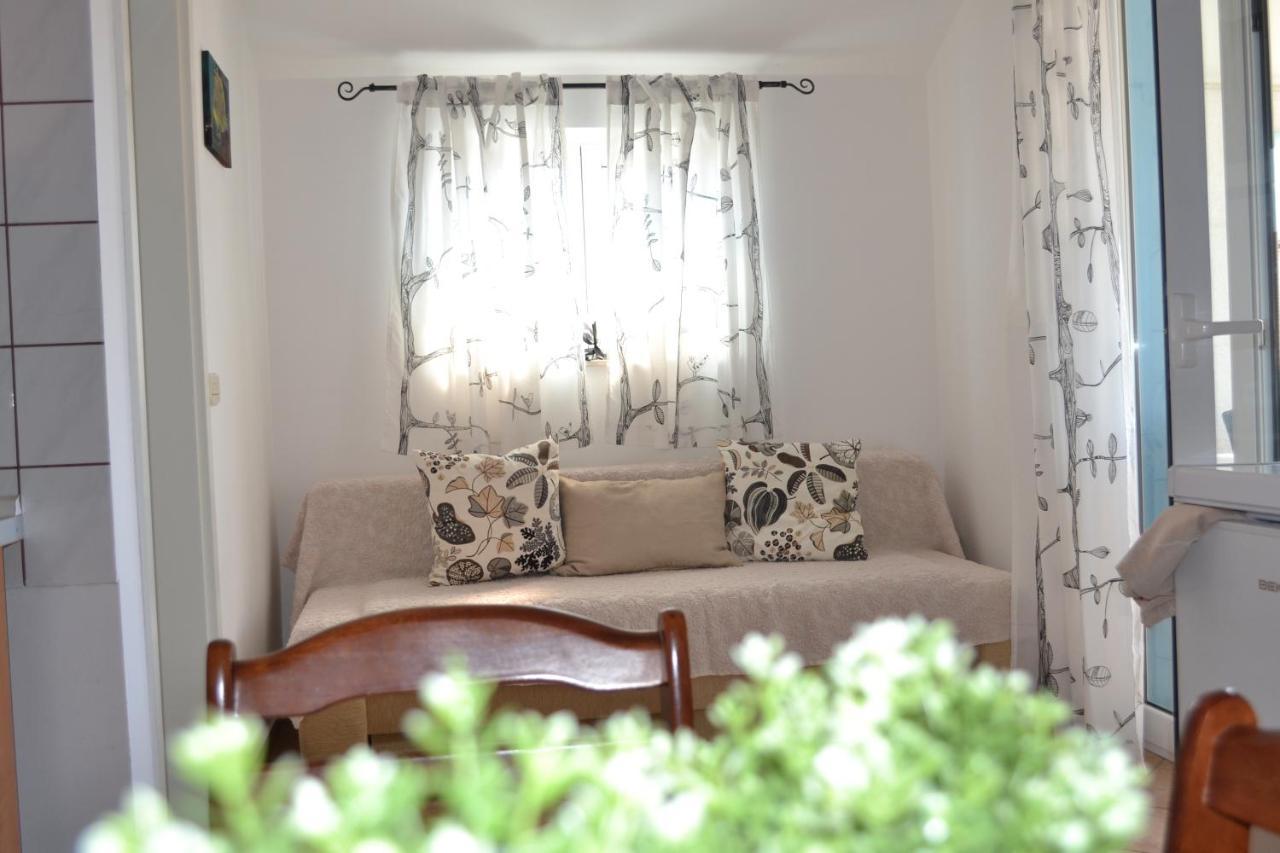 Apartments Lucija Srima Luaran gambar
