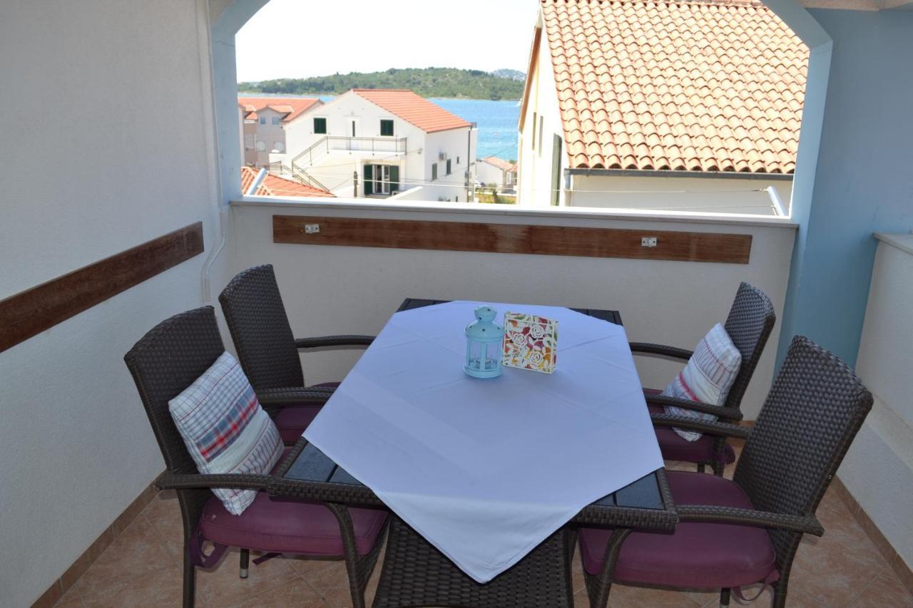 Apartments Lucija Srima Luaran gambar