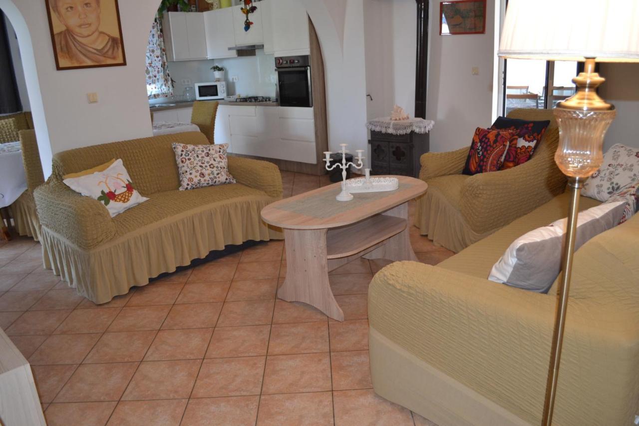 Apartments Lucija Srima Luaran gambar