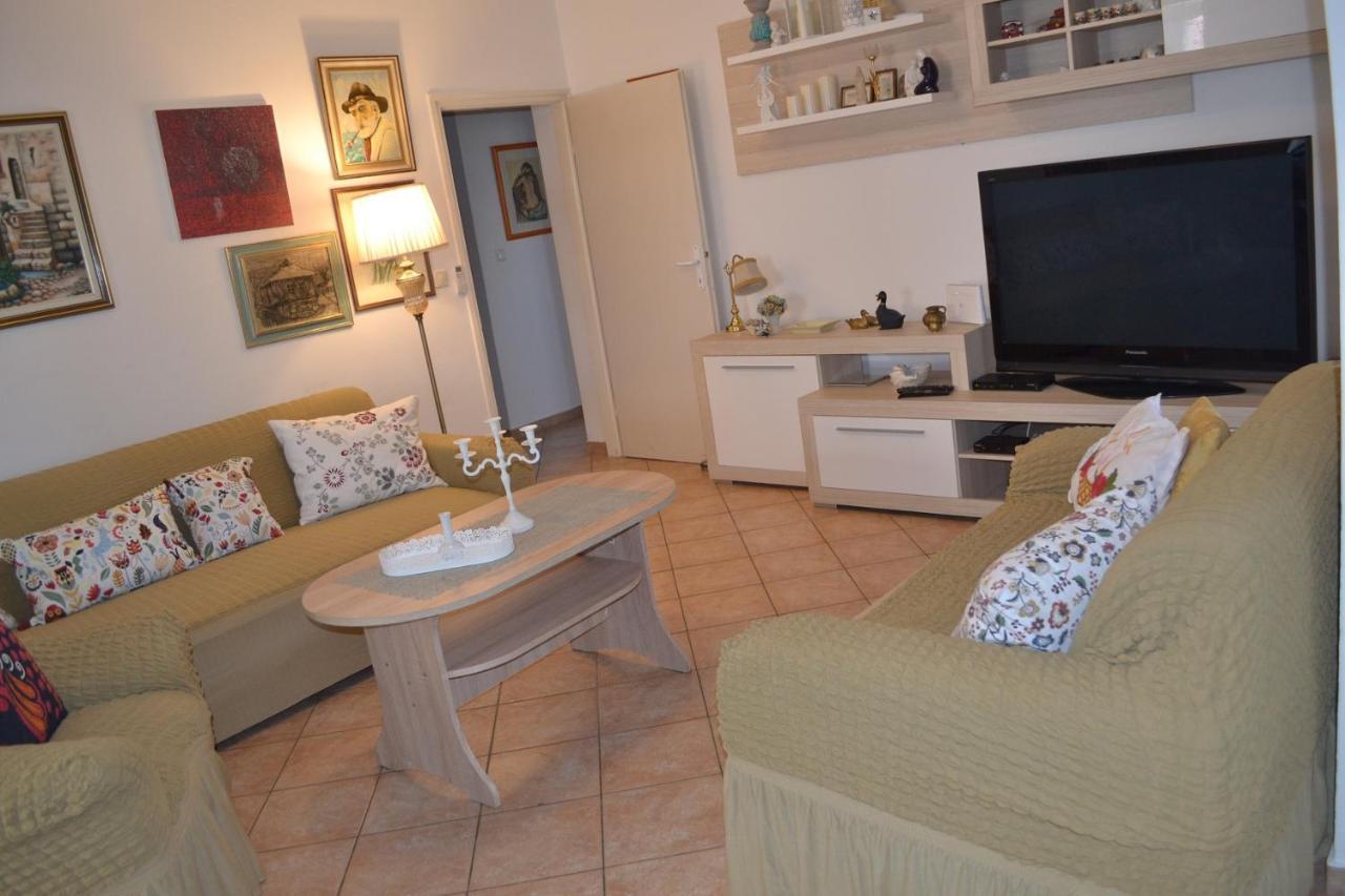 Apartments Lucija Srima Luaran gambar